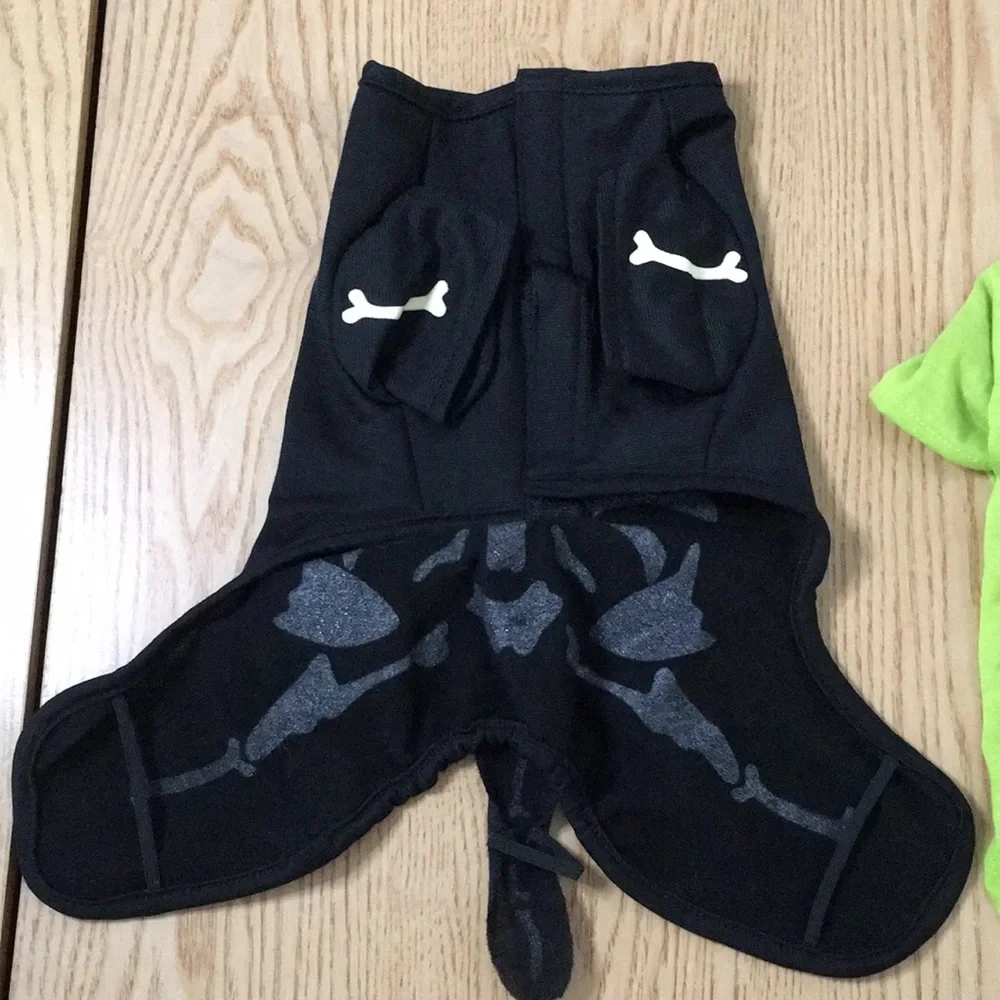 Bundle Of 2 Doggie T-shirt & Costume Small/Medium 6 1/4-1/2” Waist 8 1/2” Length